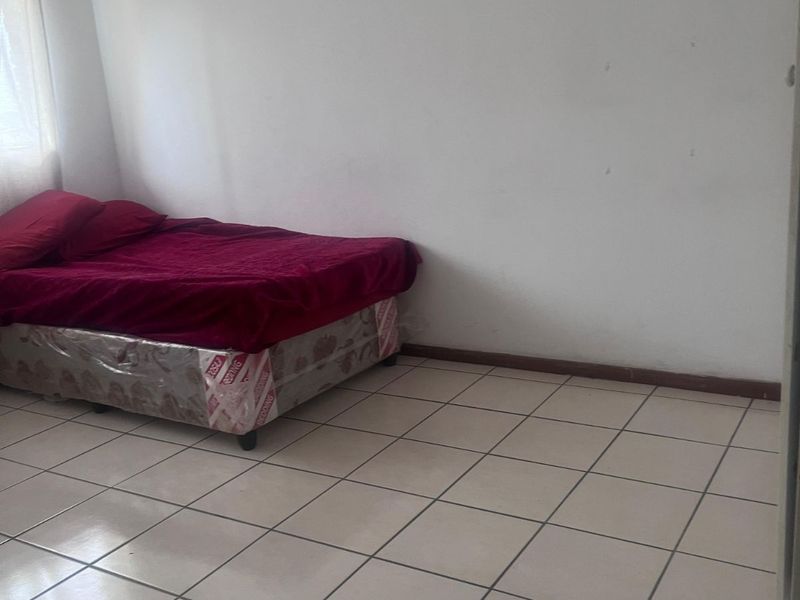 Townhouse For Sale in Polokwane Central - Photo 7