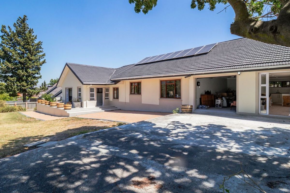 House For Sale in Briza - Photo 2