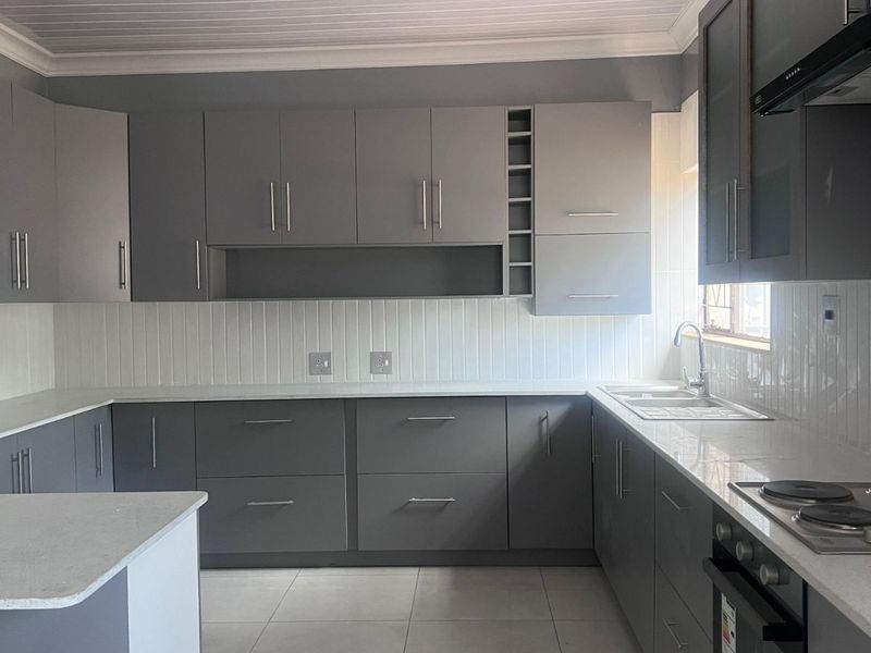 House For Sale in Eduan Park - Photo 4