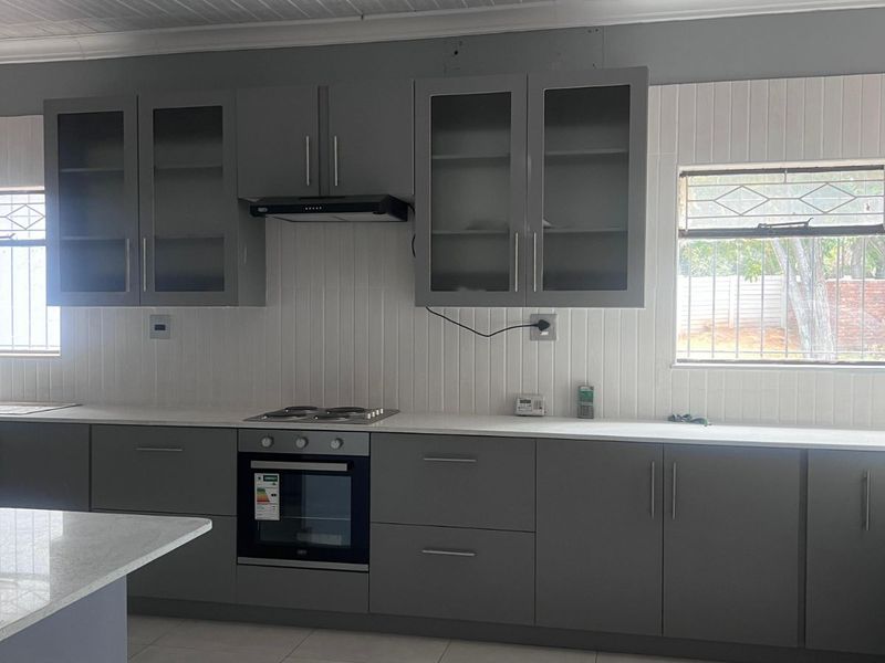 House For Sale in Eduan Park - Photo 5