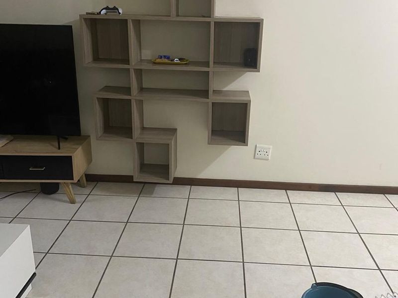 Apartment For Sale in Beverley - Photo 3