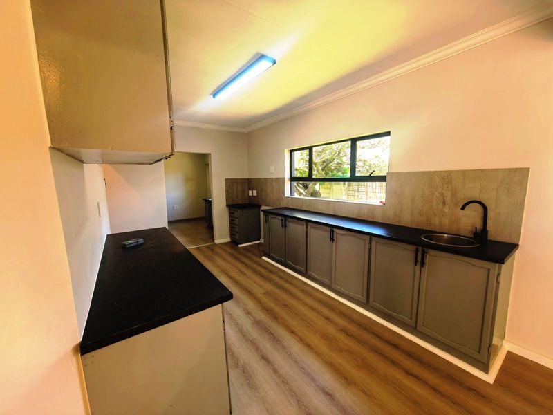 House For Sale in Rooihuiskraal North - Photo 9