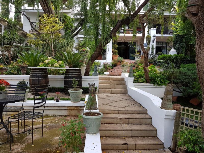 Guest House For Sale in Doornkloof - Photo 4