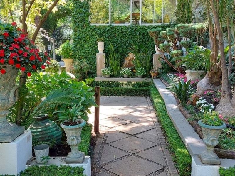 Guest House For Sale in Doornkloof - Photo 7