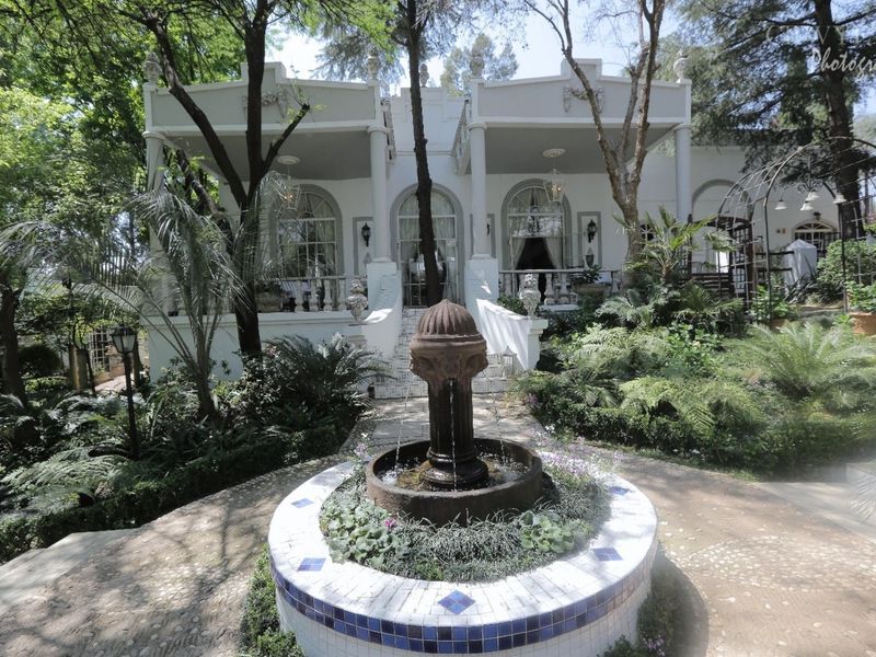 Guest House For Sale in Doornkloof - Photo 9