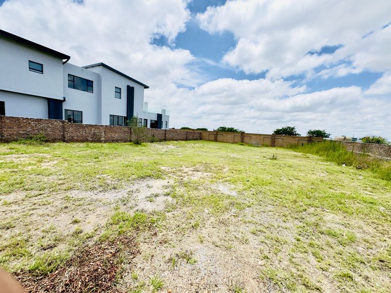 Vacant Land Residential For Sale in Bendor - Photo 2