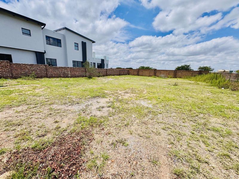 Vacant Land Residential For Sale in Bendor - Photo 4