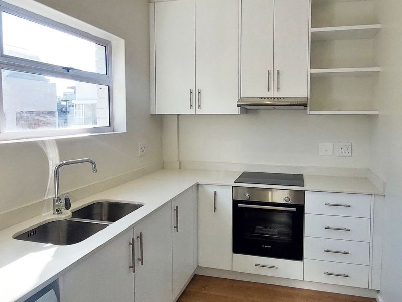 Apartment For Sale in Claremont Upper - Photo 6