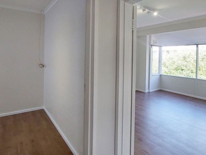 Apartment For Sale in Claremont Upper - Photo 4