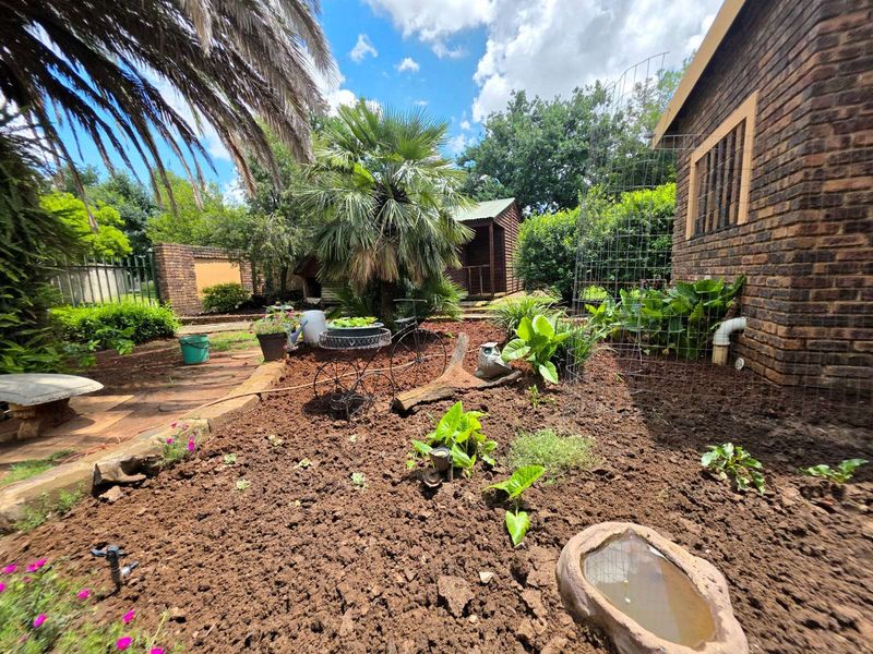 House For Sale in Secunda Central - Photo 10