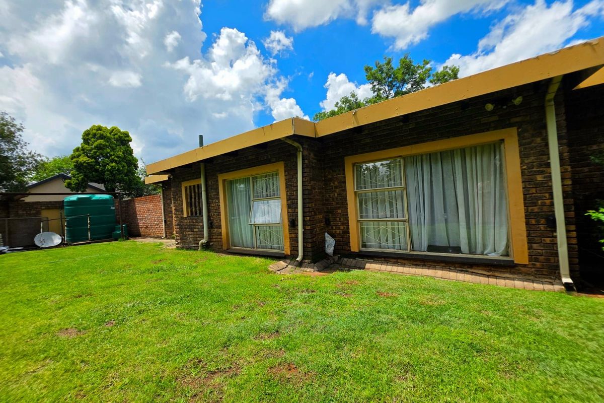 House For Sale in Secunda Central - Photo 5