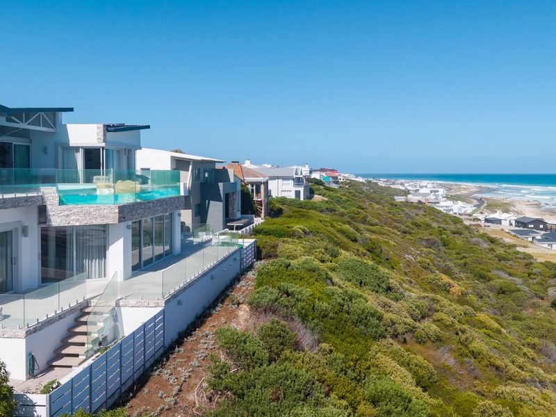 House For Sale in Oceanview Heights - Photo 3