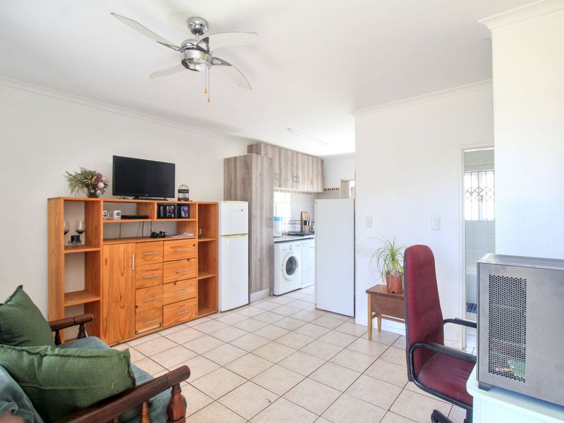 Apartment For Sale in Onverwacht - Photo 6