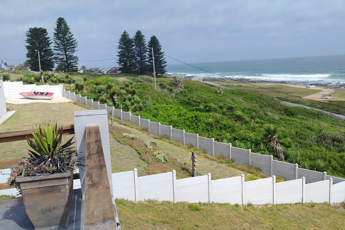 House For Sale in Seaview - Photo 5