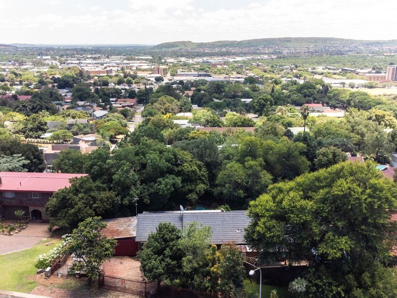 House For Sale in Silverton - Photo 6