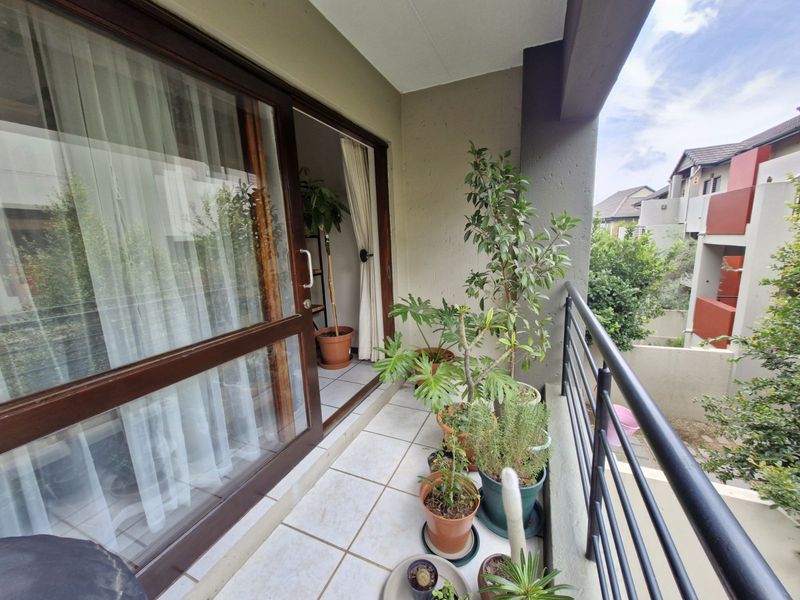 Apartment For Sale in Fourways - Photo 8