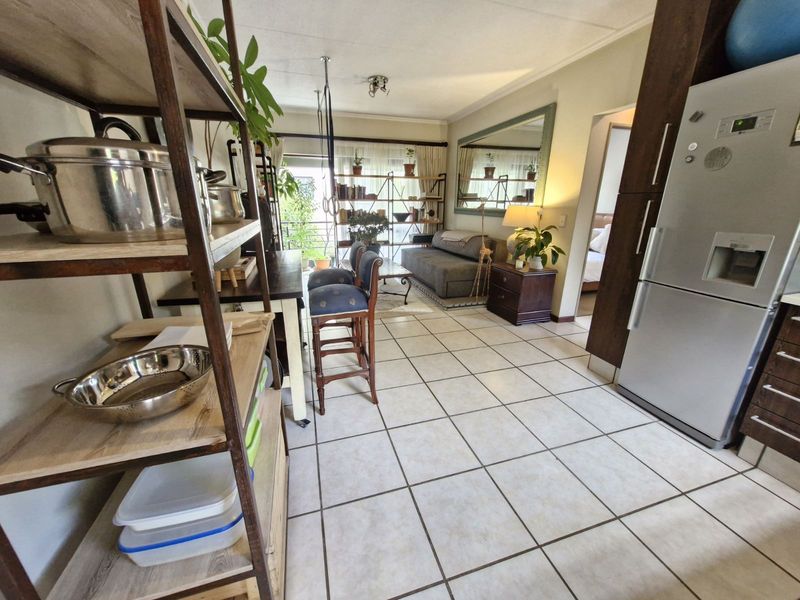 Apartment For Sale in Fourways - Photo 3
