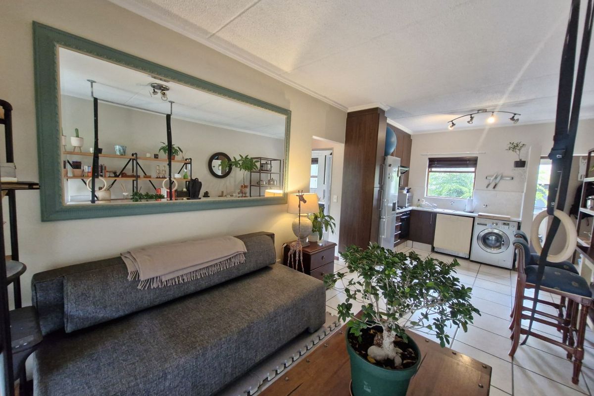 Apartment For Sale in Fourways - Photo 4