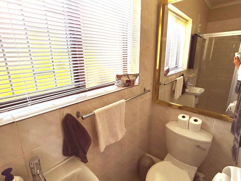 Townhouse For Sale in Jeffreys Bay Central - Photo 10