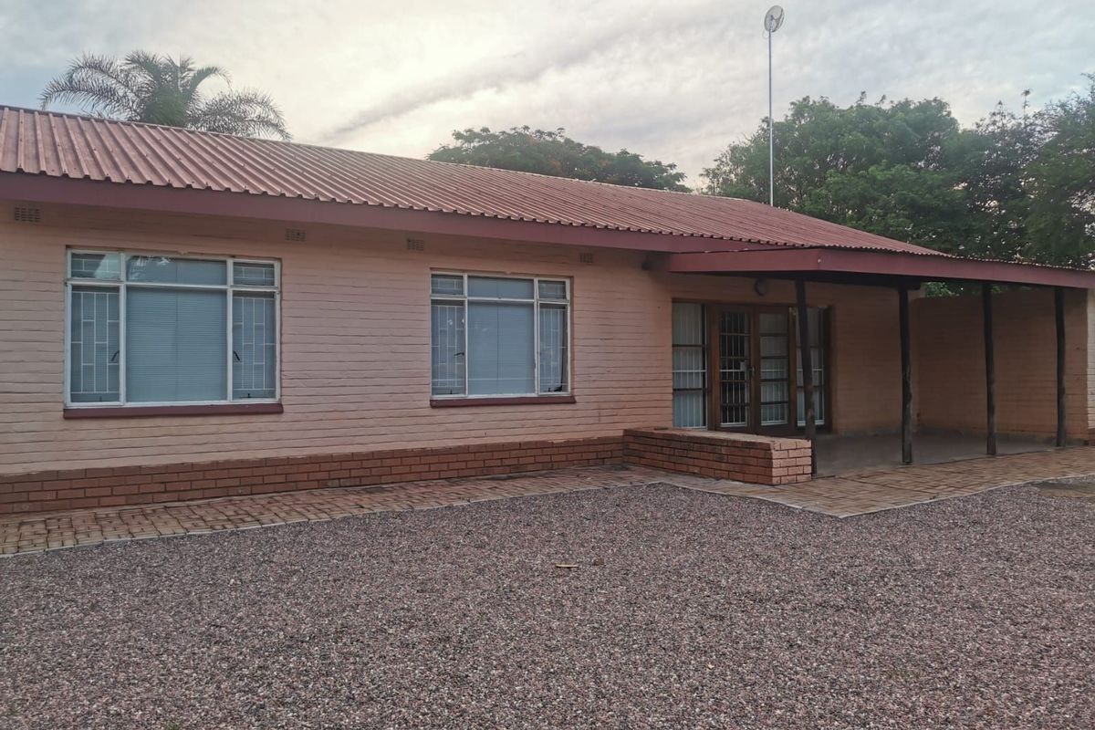 House For Sale in Mookgopong Central - Photo 2