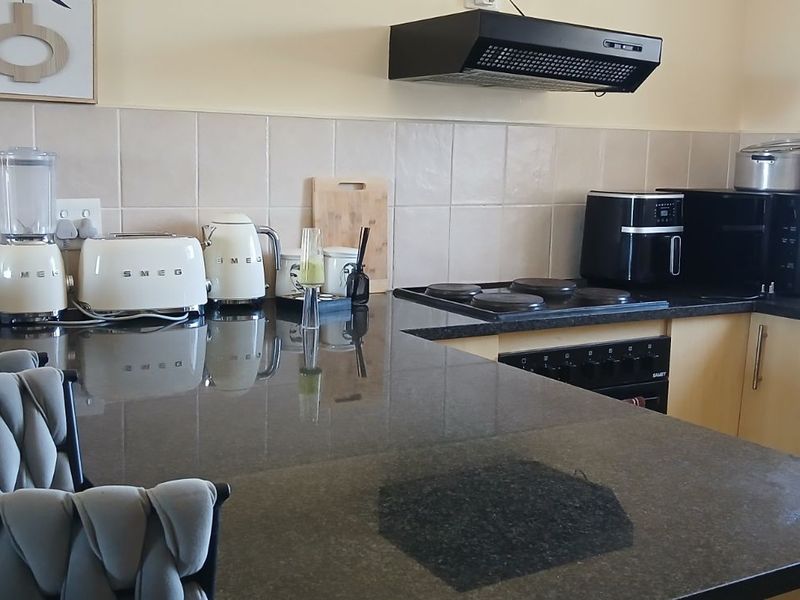 Apartment For Sale in Hartenbos Central - Photo 10