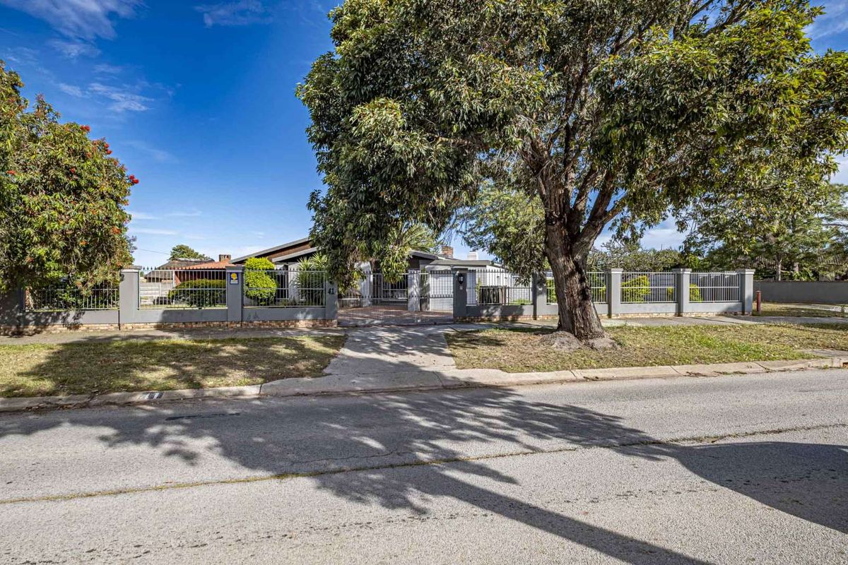 House For Sale in Westering - Photo 3