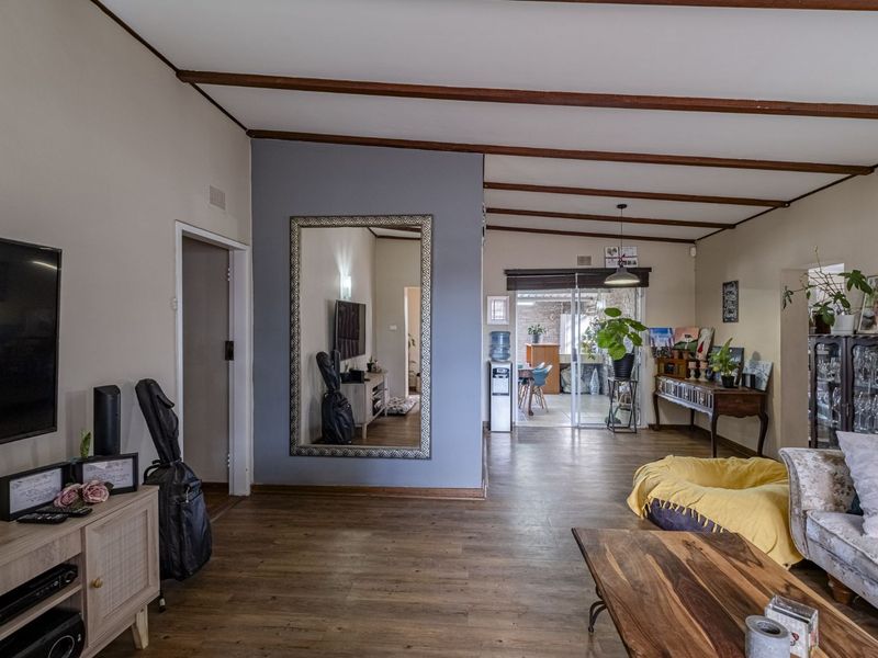 House For Sale in Westering - Photo 6