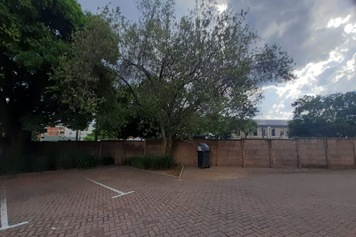 Apartment For Sale in Die Hoewes - Photo 5