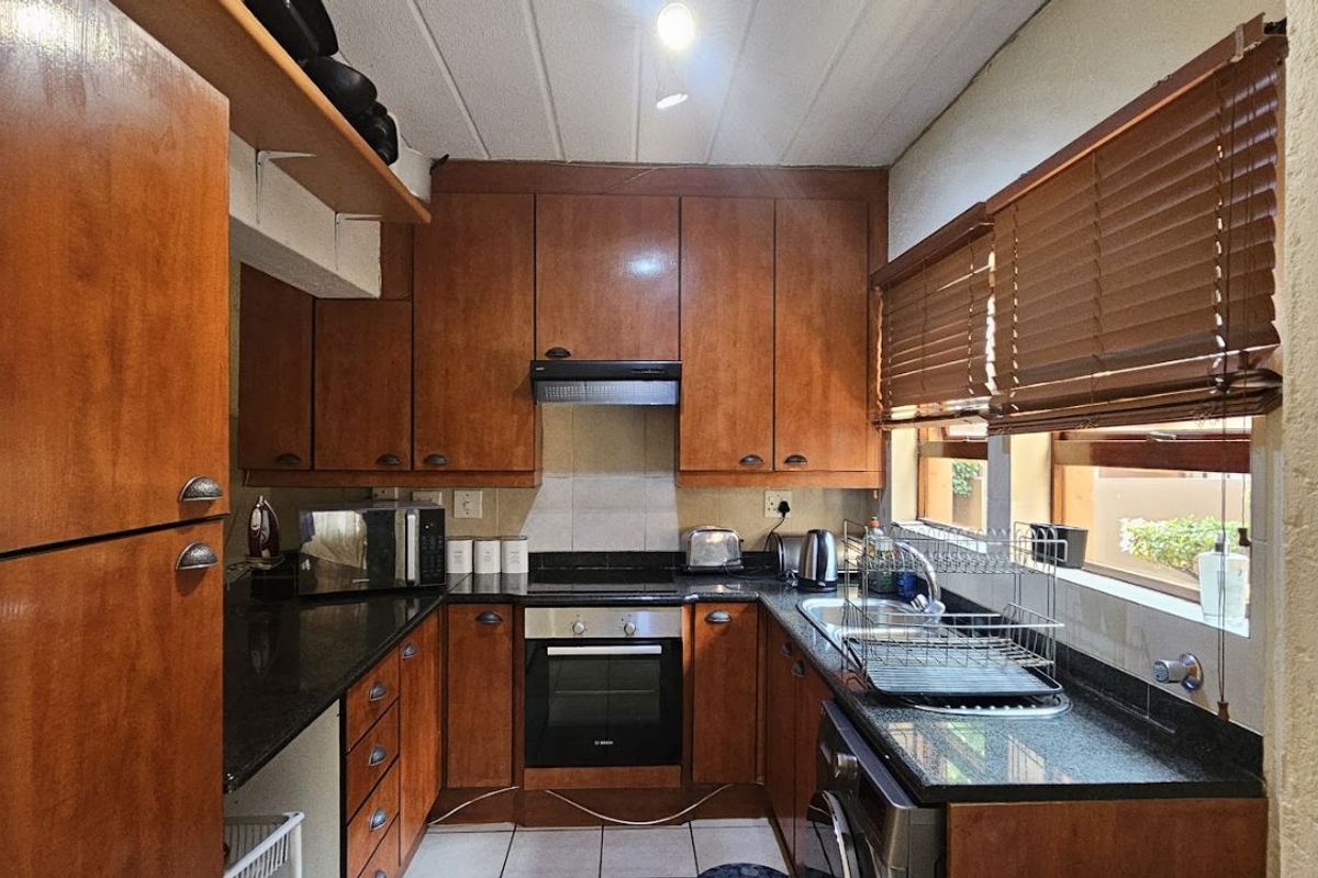 Apartment To Rent in Fourways - Photo 3