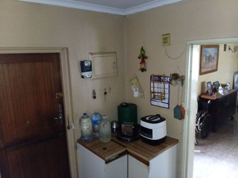 House For Sale in Bosmont - Photo 7