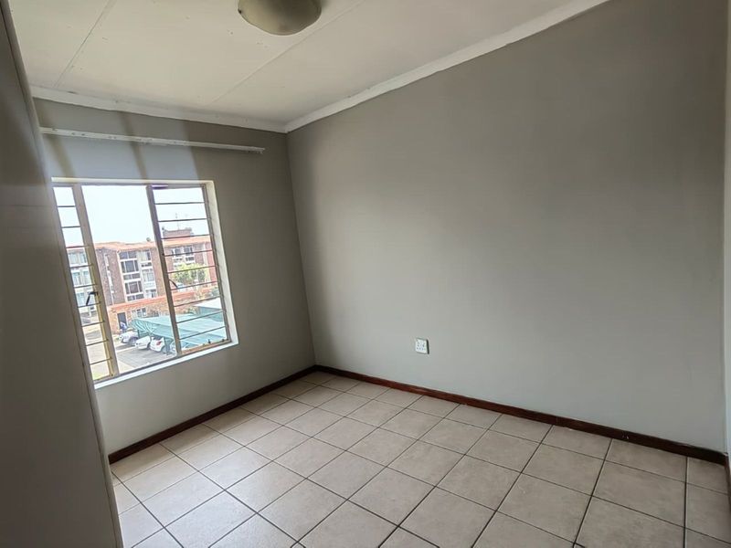 Apartment For Sale in Pretoria North - Photo 10