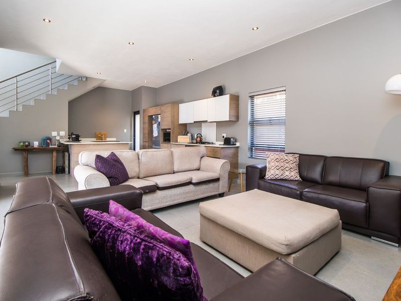 Townhouse For Sale in The Hills Game Reserve Estate - Photo 9