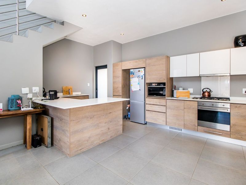 Townhouse For Sale in The Hills Game Reserve Estate - Photo 4