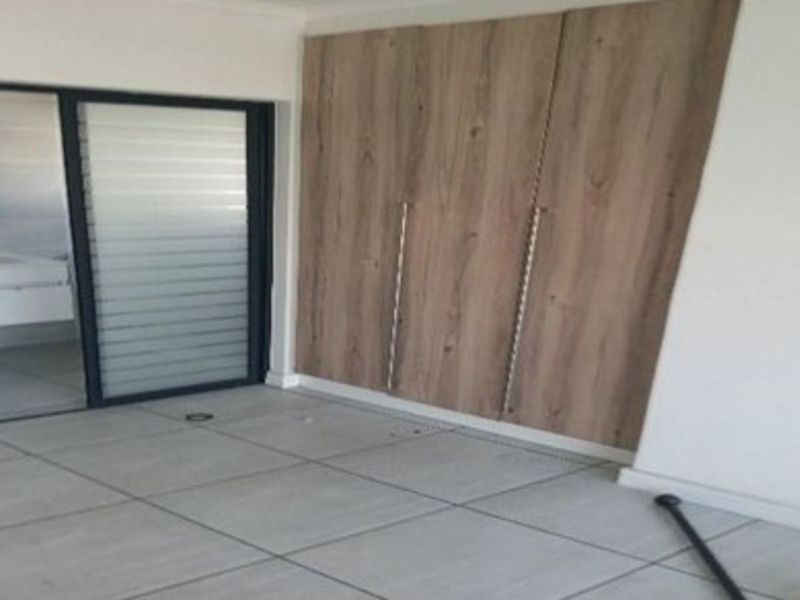 Apartment For Sale in Waterfall Heights - Photo 4