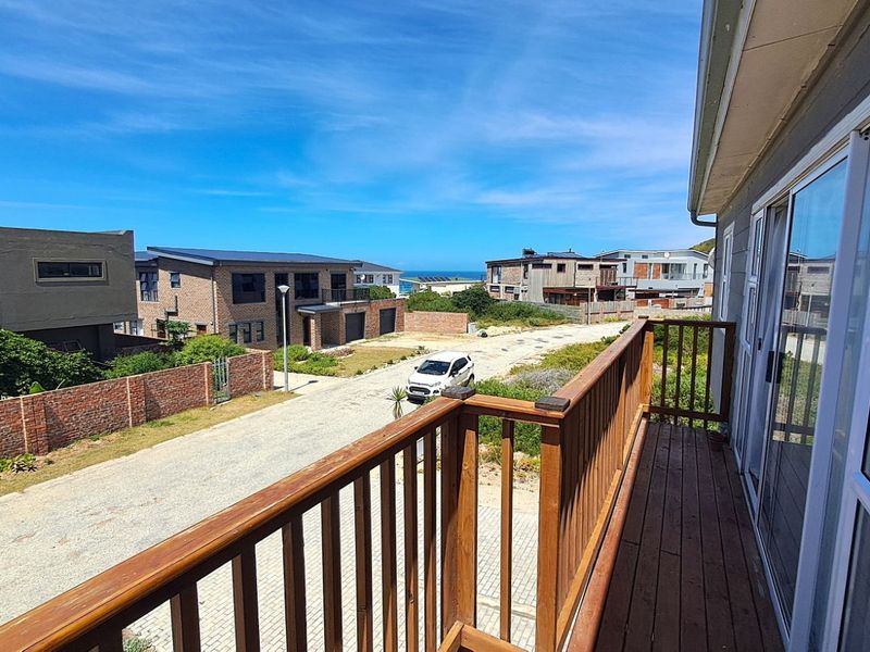 House For Sale in Kleinkrantz - Photo 2