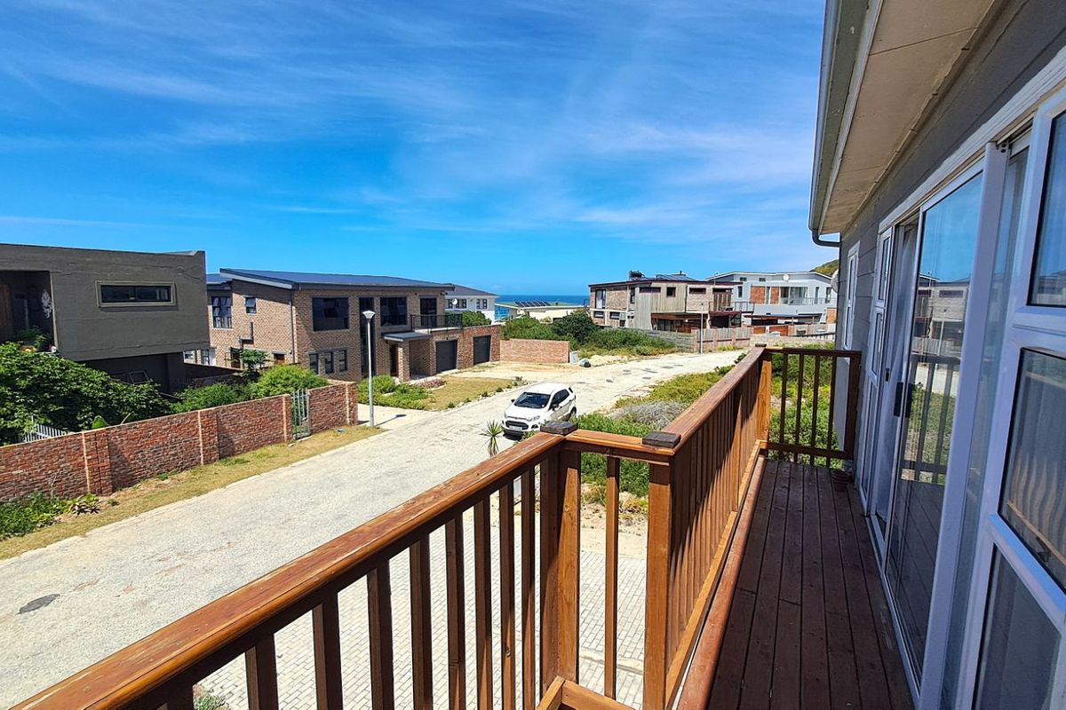 House For Sale in Kleinkrantz - Photo 2