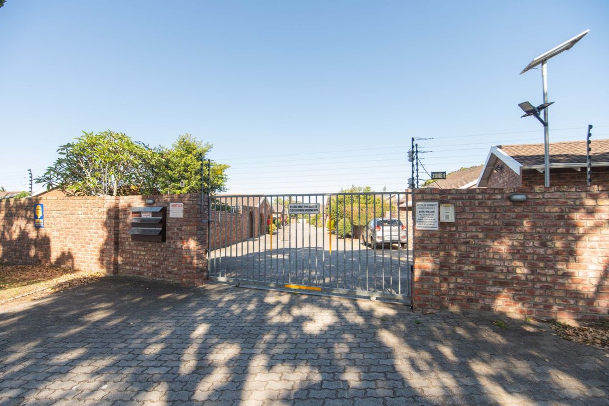 Townhouse For Sale in Charlo - Photo 2