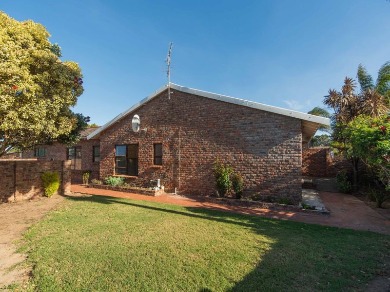 Townhouse For Sale in Charlo - Photo 8