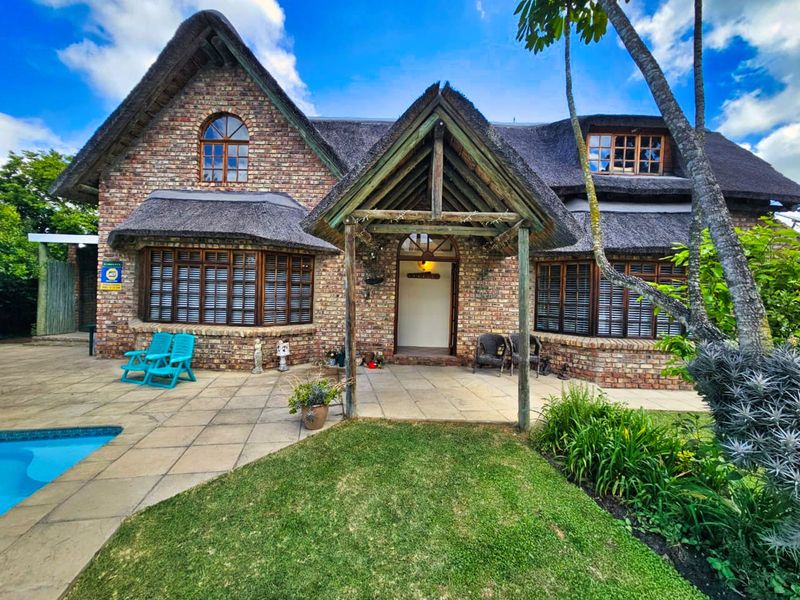 House For Sale in Heather Park - Photo 2