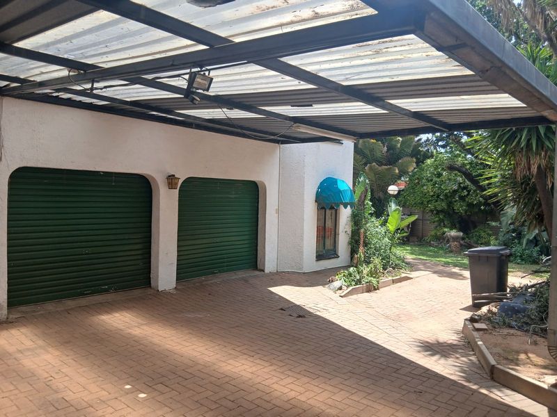 House For Sale in Dorandia - Photo 2