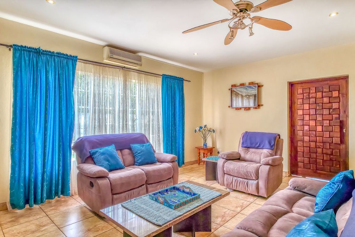 House For Sale in Witpoortjie - Photo 5