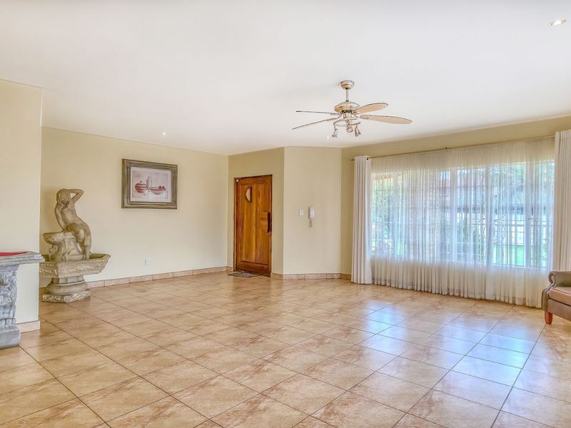 House For Sale in Witpoortjie - Photo 8