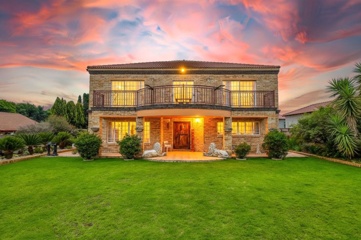 House For Sale in Witpoortjie - Photo 2