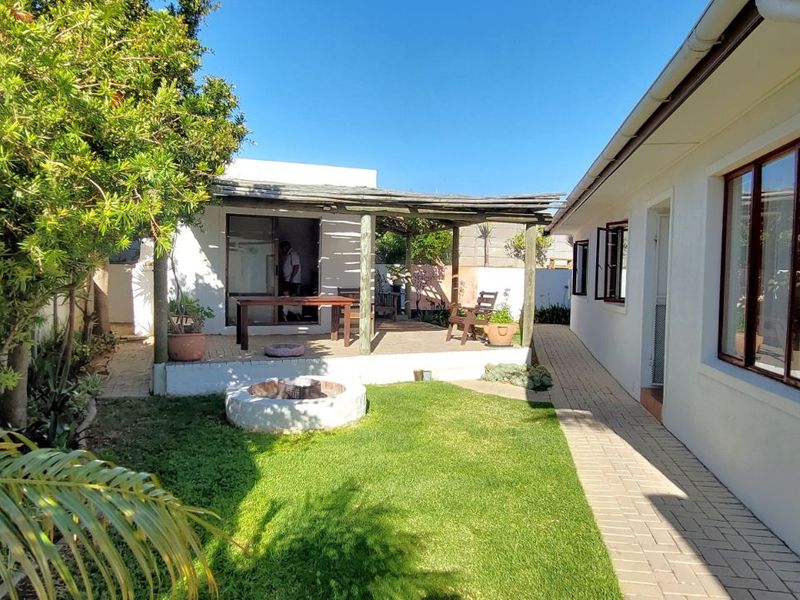 House For Sale in Admirals Park - Photo 7