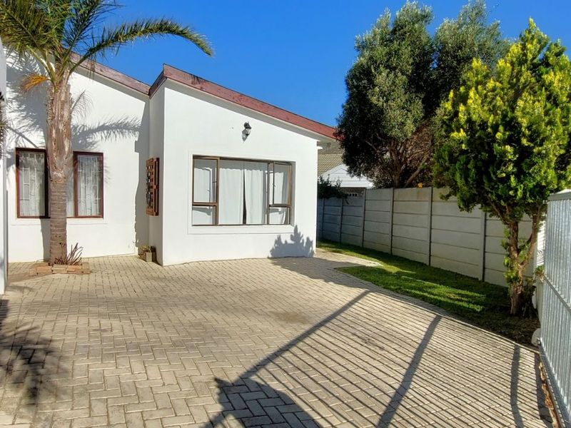 House For Sale in Admirals Park - Photo 4