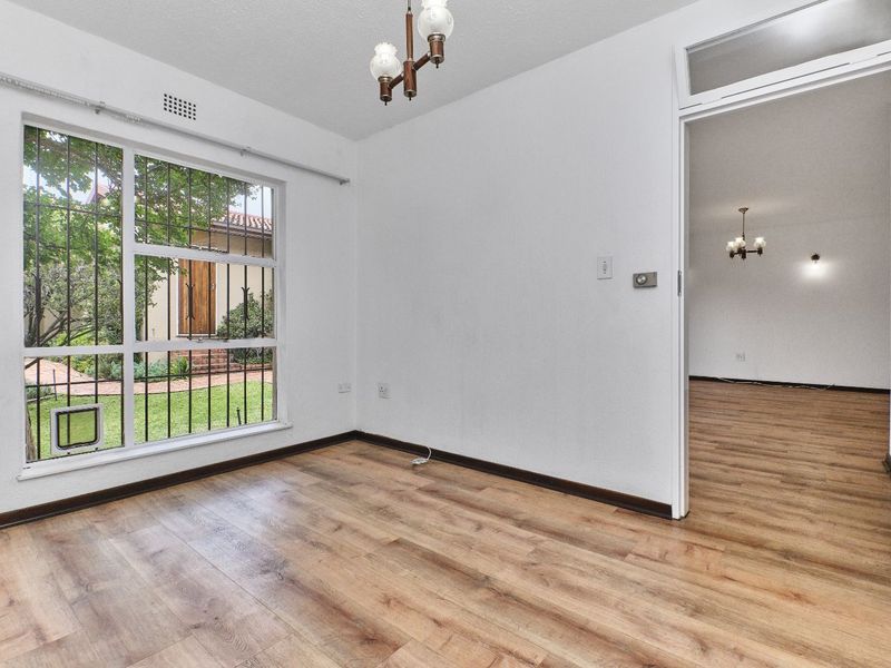 Townhouse For Sale in Bryanston - Photo 5