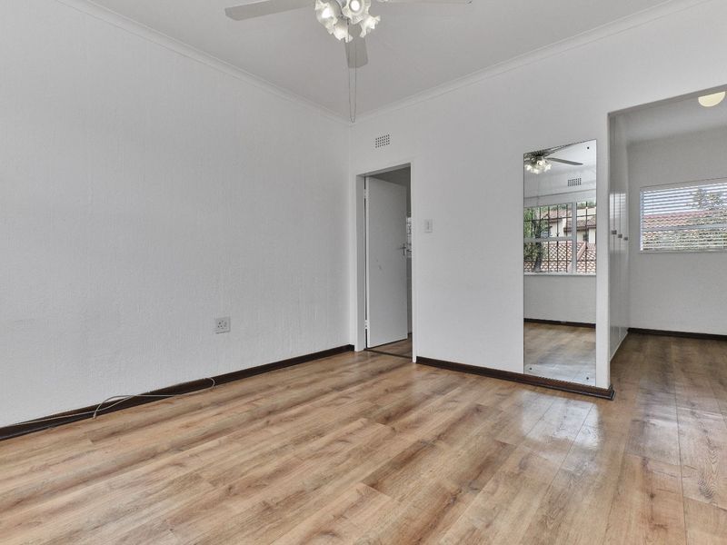 Townhouse For Sale in Bryanston - Photo 10