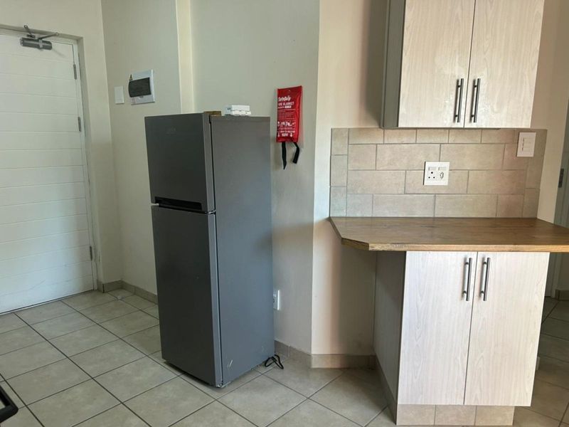 Apartment For Sale in Highbury - Photo 6