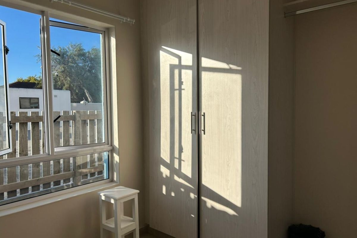 Apartment For Sale in Highbury - Photo 2