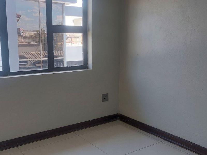 House For Sale in Bendor - Photo 10